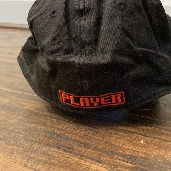 Nintendo hat - Picture 2 of 4